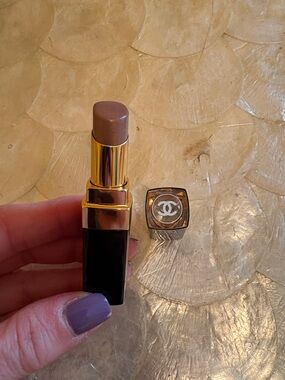 Chanel Boy 54 rouge coco flash lip balm